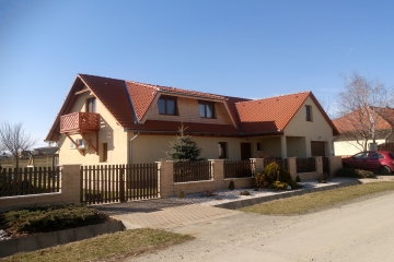 Családiház, Hosszúhetény 2009, 2014